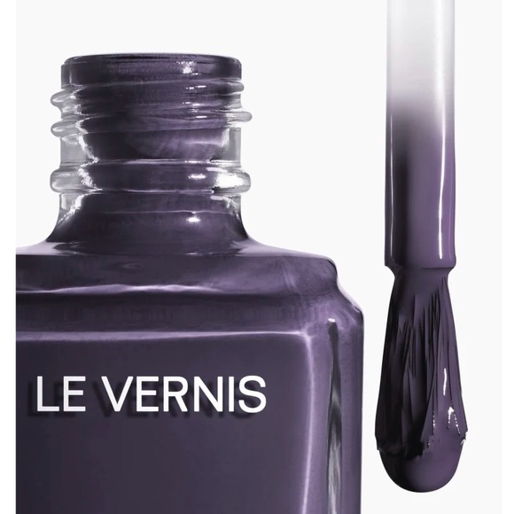 CHANEL Le Vernis Nail Polish Duo LIMITED EDITION 2025 HOLIDAY - Picture 2 of 4